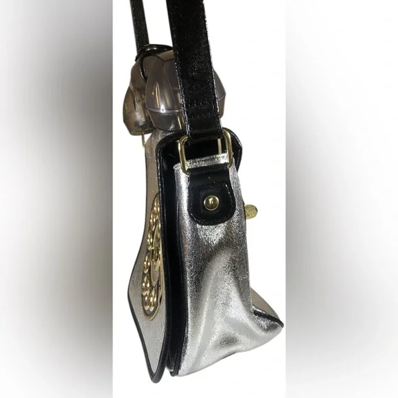 RETRO BETSEY JOHNSON Kitsch Silver Phone Crossbody Bag - Picture 5 of 7